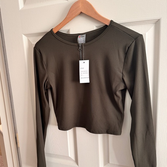 Active Ribbed Cropped Top - Olive - Picture 4 of 7